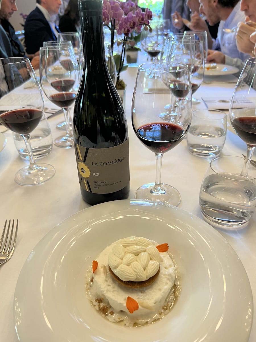 vino rosso Toscana IGT "ICS"