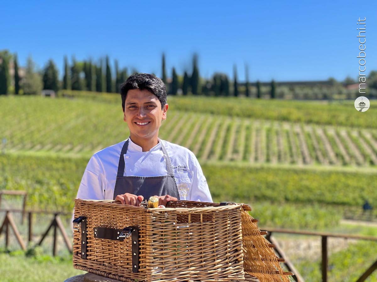 Juan Camilo Quintero con il cesto da pic-nic