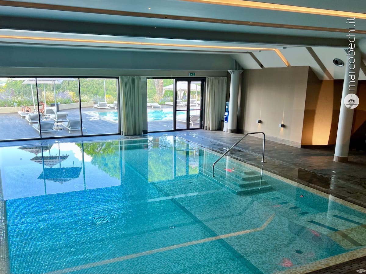La piscina coperta della Spa di Castelfalfi