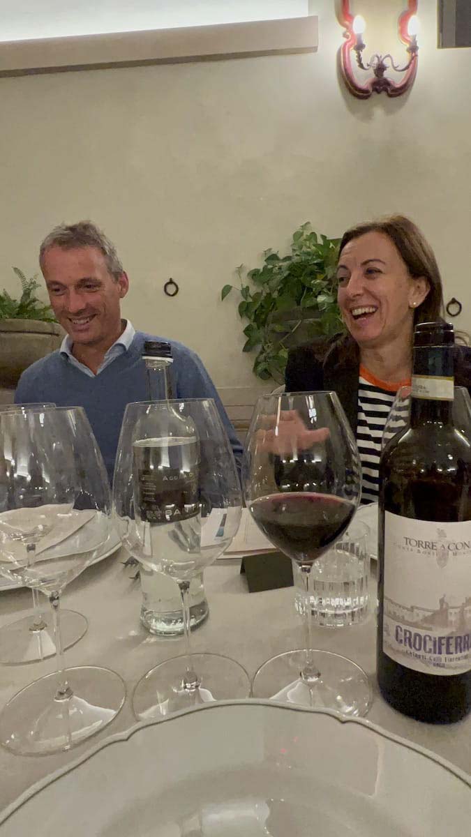 Niccolò Rossi di Montelera con Chiara Bellacci e il Cruciferro