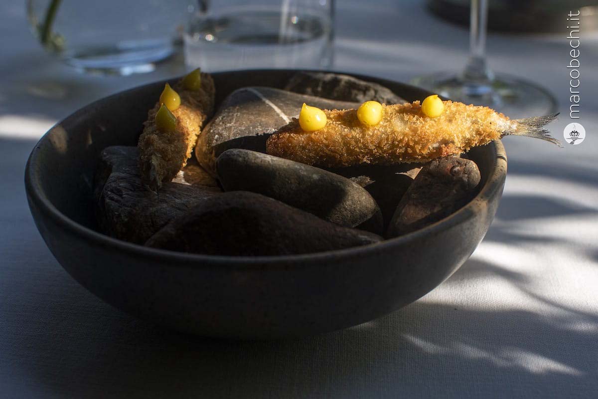 Amuse bouche - Alice ripiena di passatello con maionese al garum
