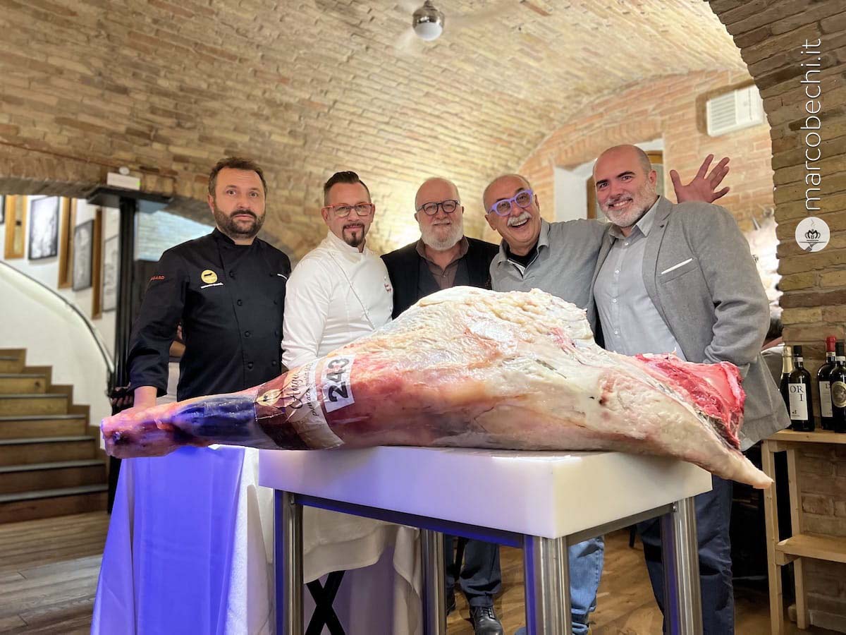 Il Ceppo Toscano a San Gimignano è il riferimento per gustare la carne Dry Aged