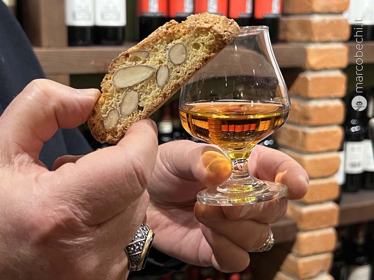 Cantucci e vinsanto