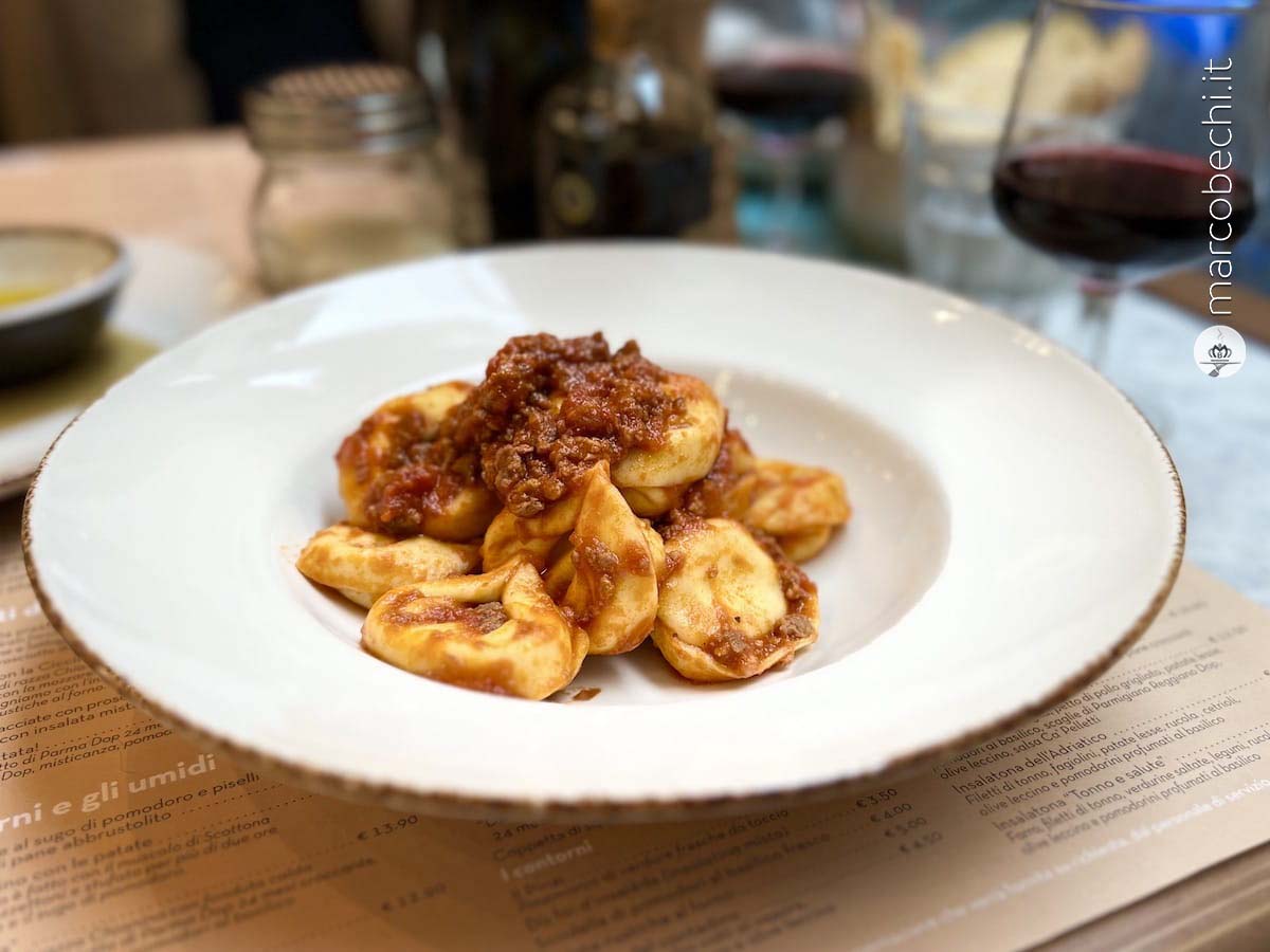 I Caplett (I Cappelletti al ragù)