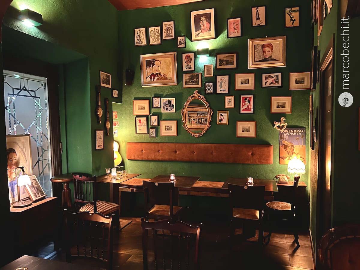 L'interno di Bitter Bar Firenze