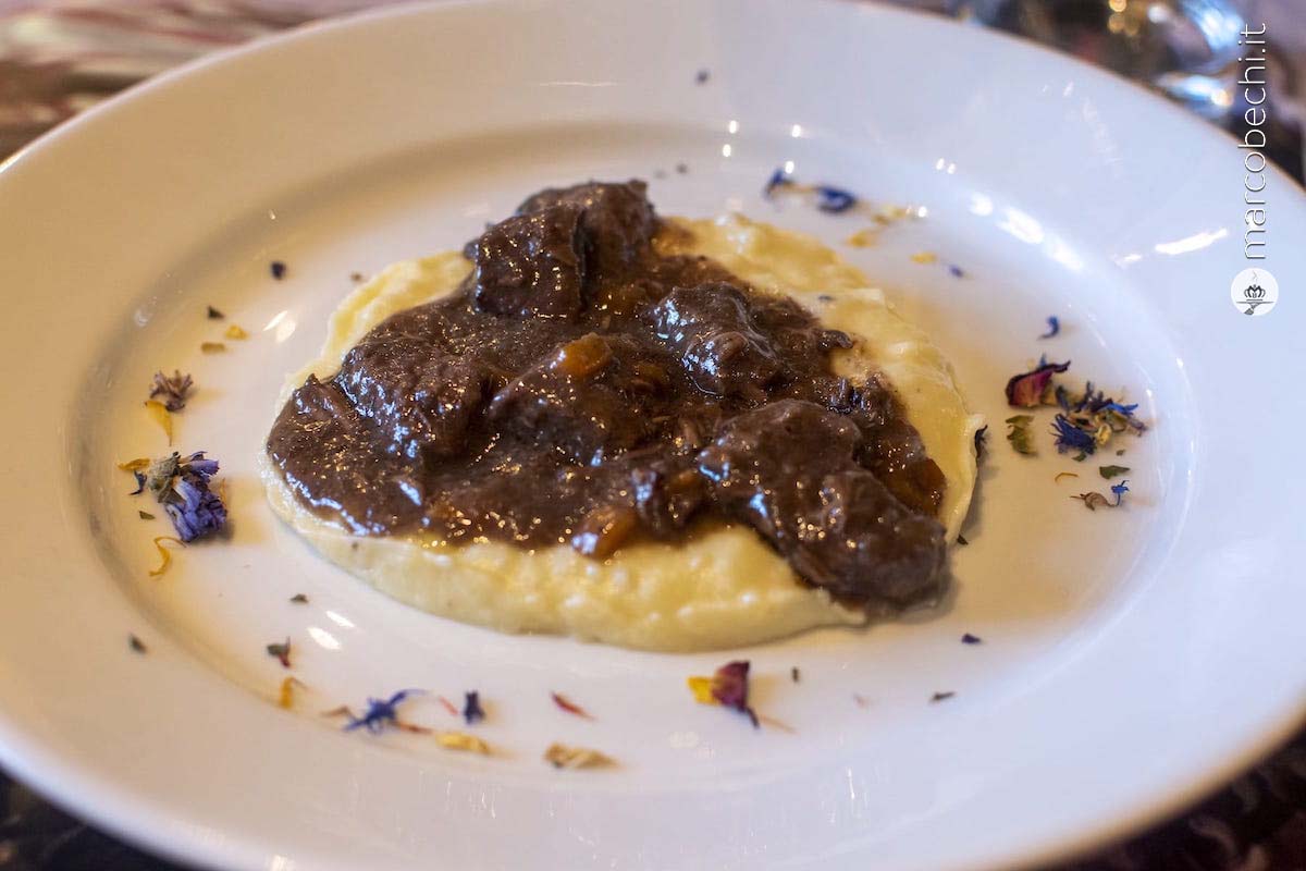 Stracotto di Chianina con Chianti di Villa Saletta Docg superiore 2016