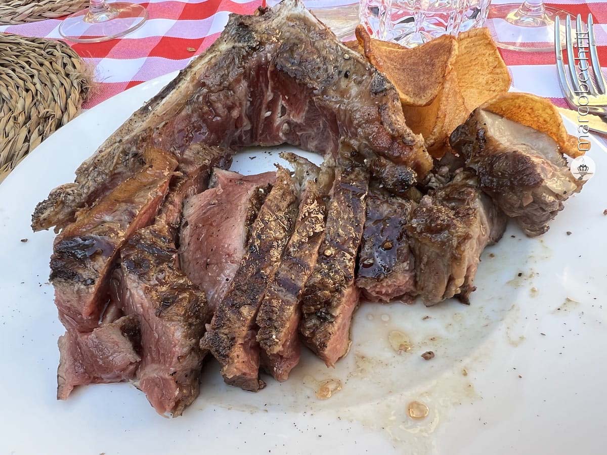 Morsi di bistecca di chianina