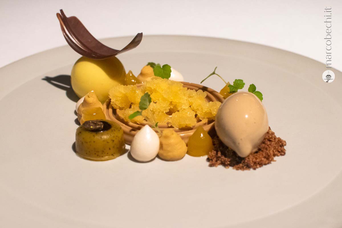 Ananas caffè acido cioccolato al latte