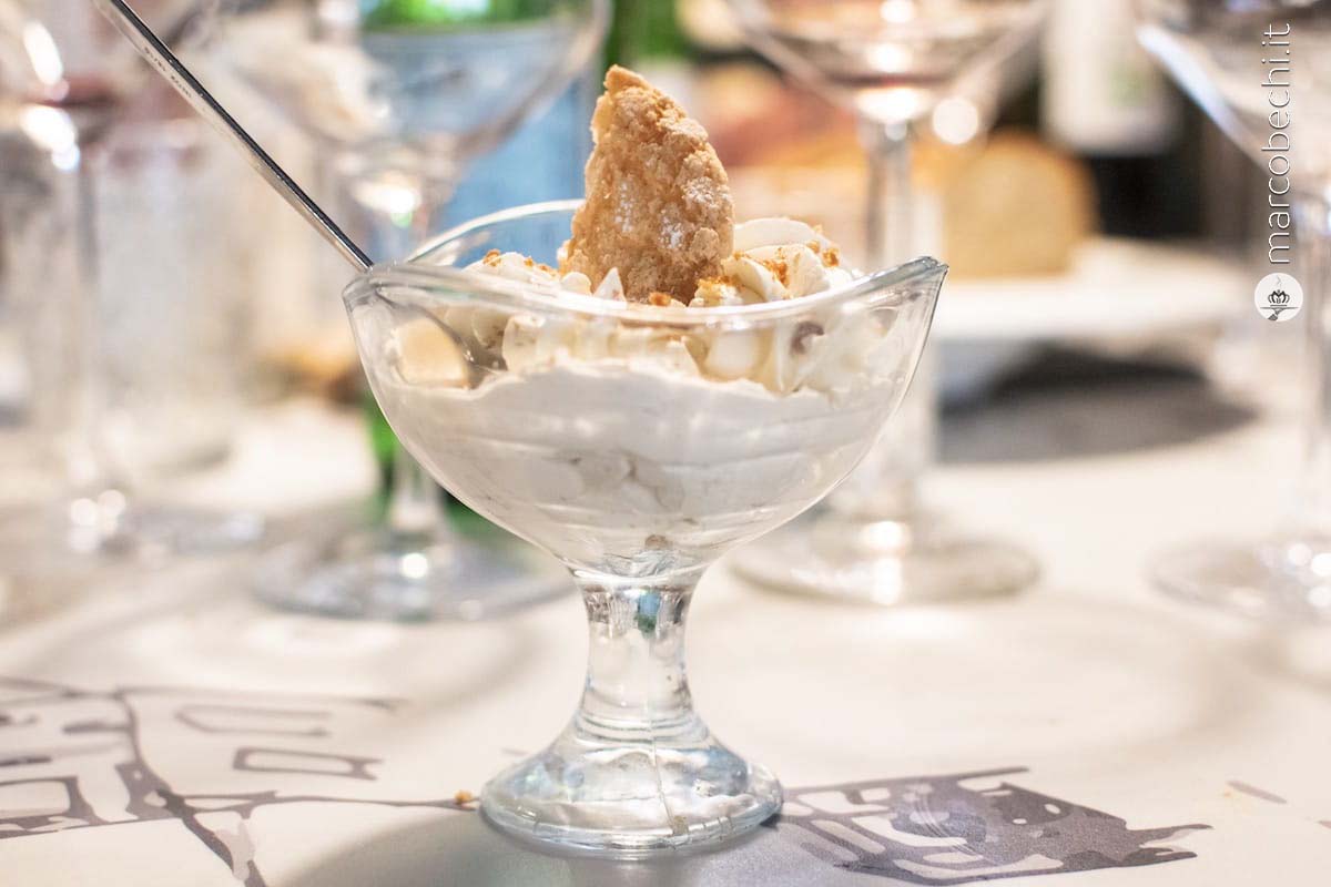 Dessert ai biscotti e liquore al Mandarino Morelli