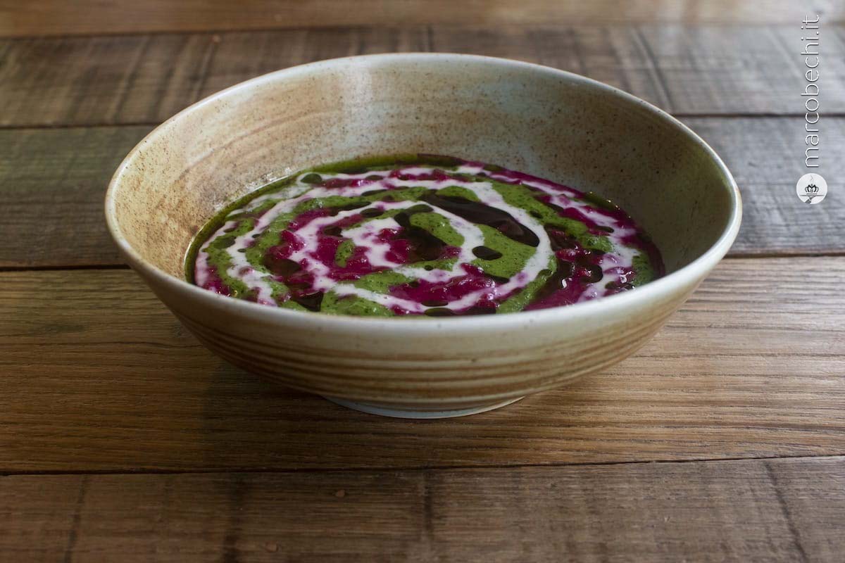 Orzotto mantecato con barbabietola