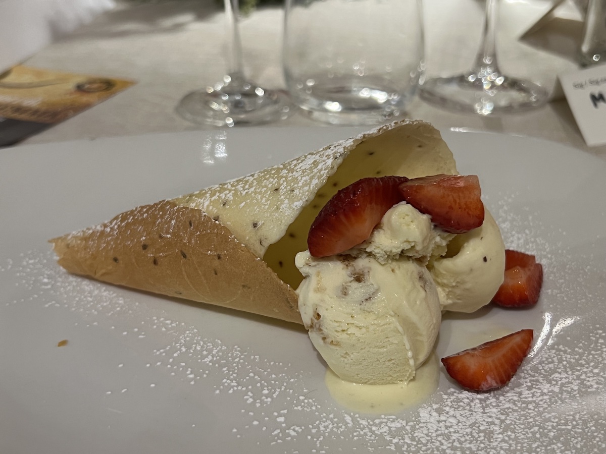 I cialdoni con il gelato del Dondoli