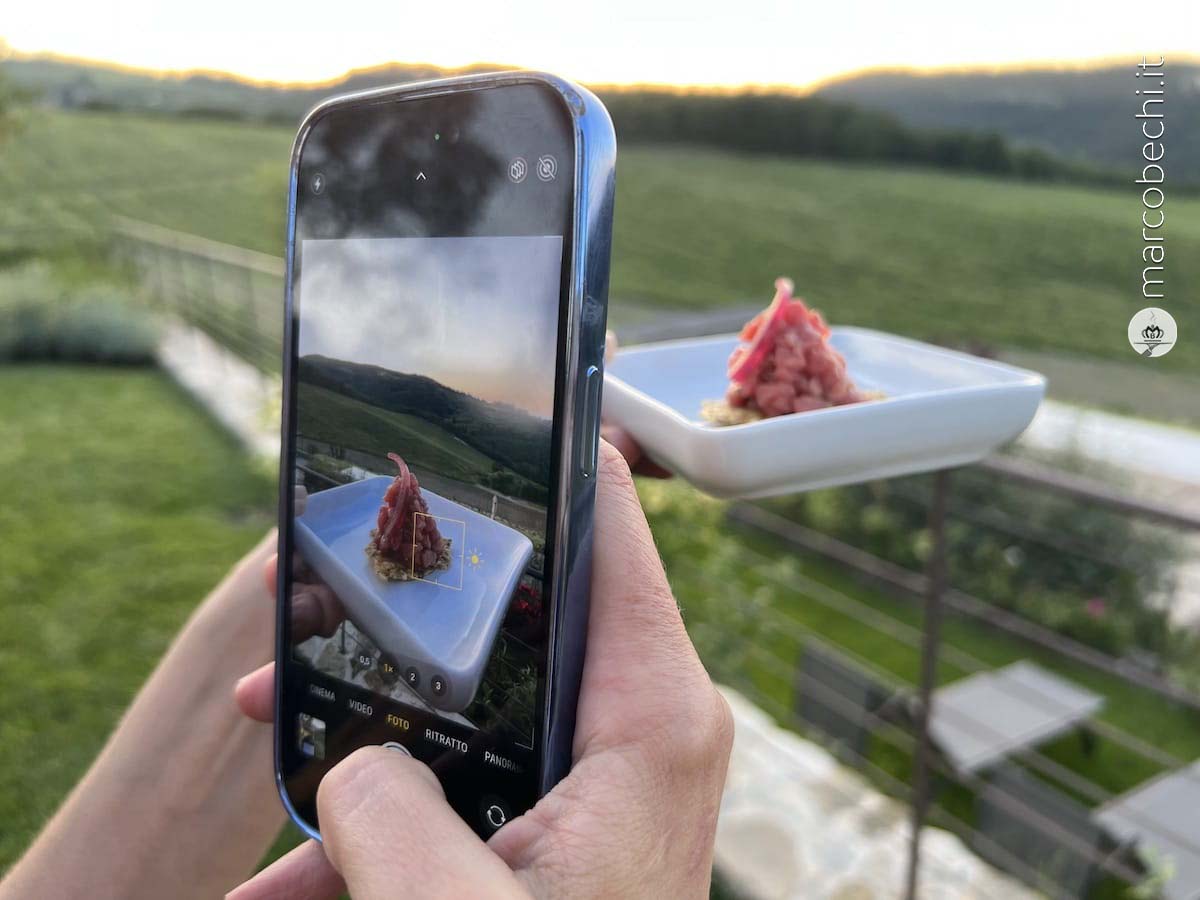 Uno scatto con lo sfondo dei vigneti non ha prezzo!