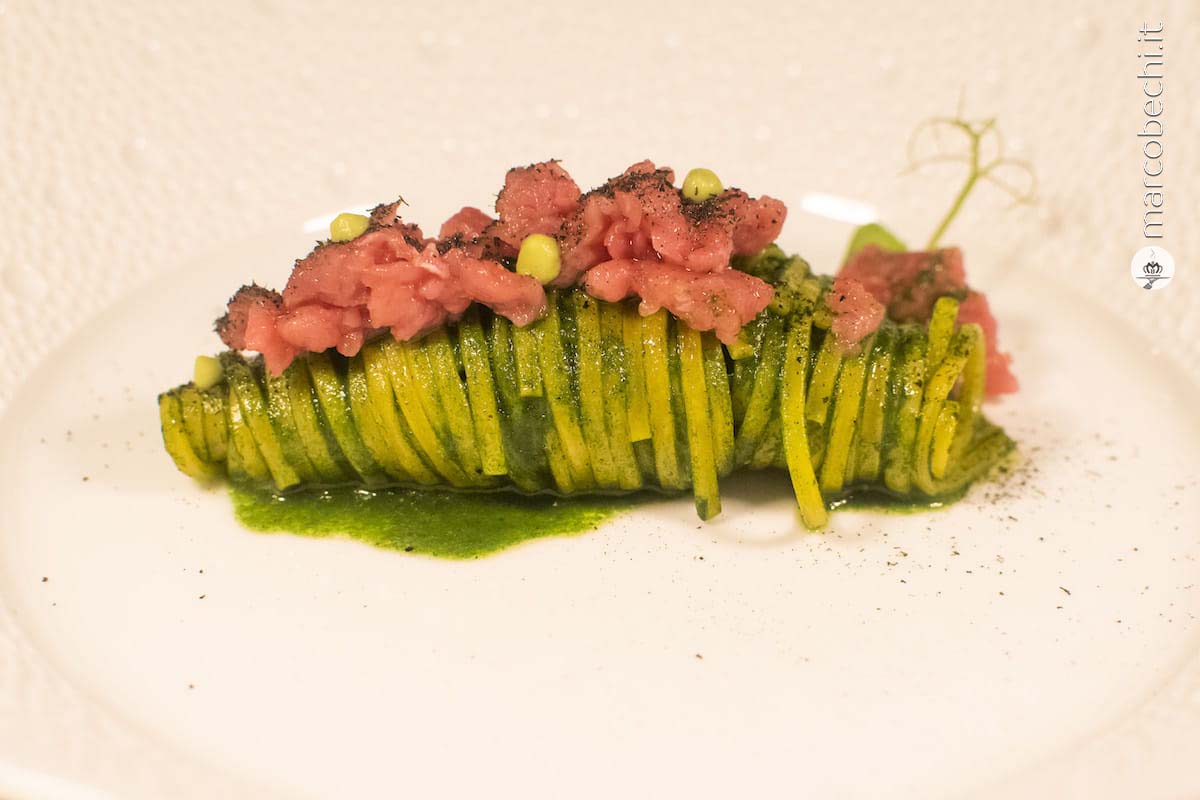 Spaghetto monograno Felicetti, ortica, rafano, battuta di chianina selezione Fracassi