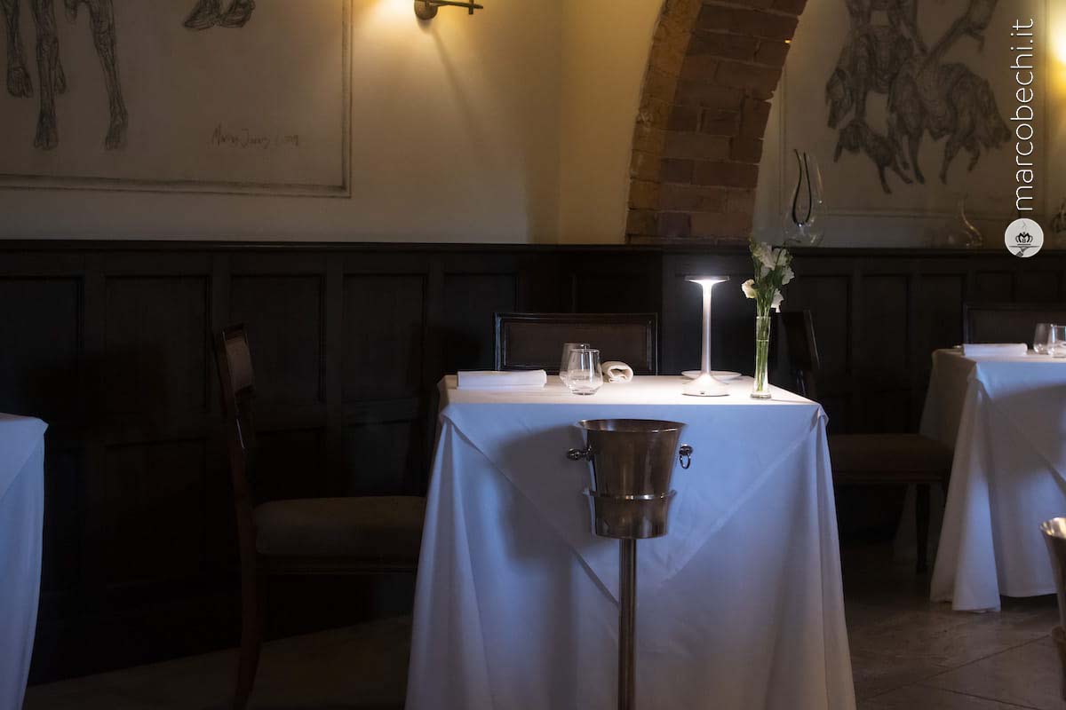 Un angolo della sala di Contrada