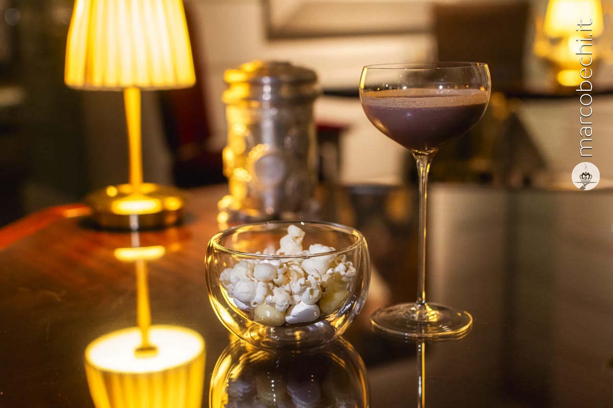 Pop corn, meringa italiana, crema al limone e milk-shake al caramello