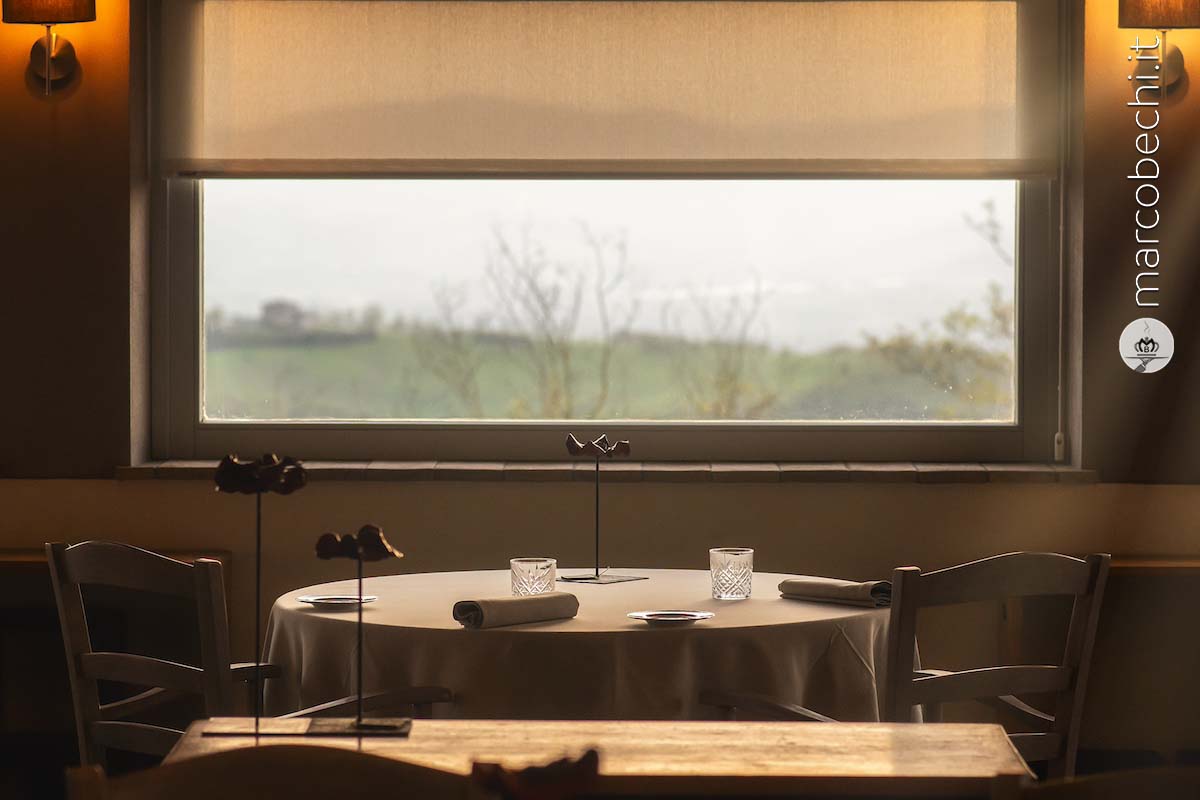 La visione in cucina di Iside De Cesare a La Parolina