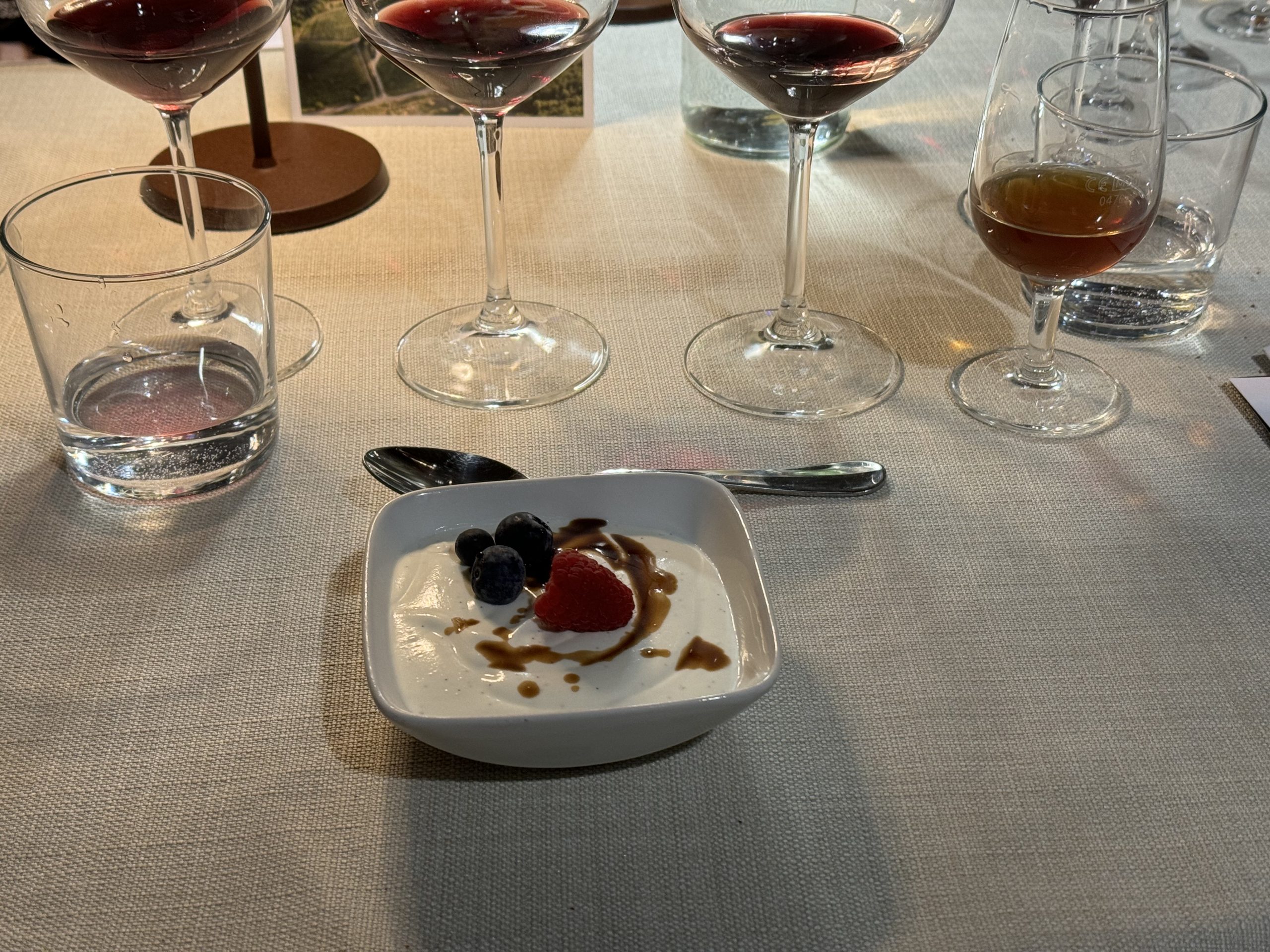 Uguali ma diversi i vini di VinoPeople