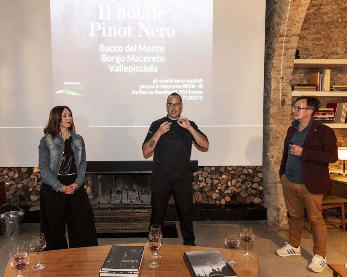 Uguali ma diversi i vini di VinoPeople