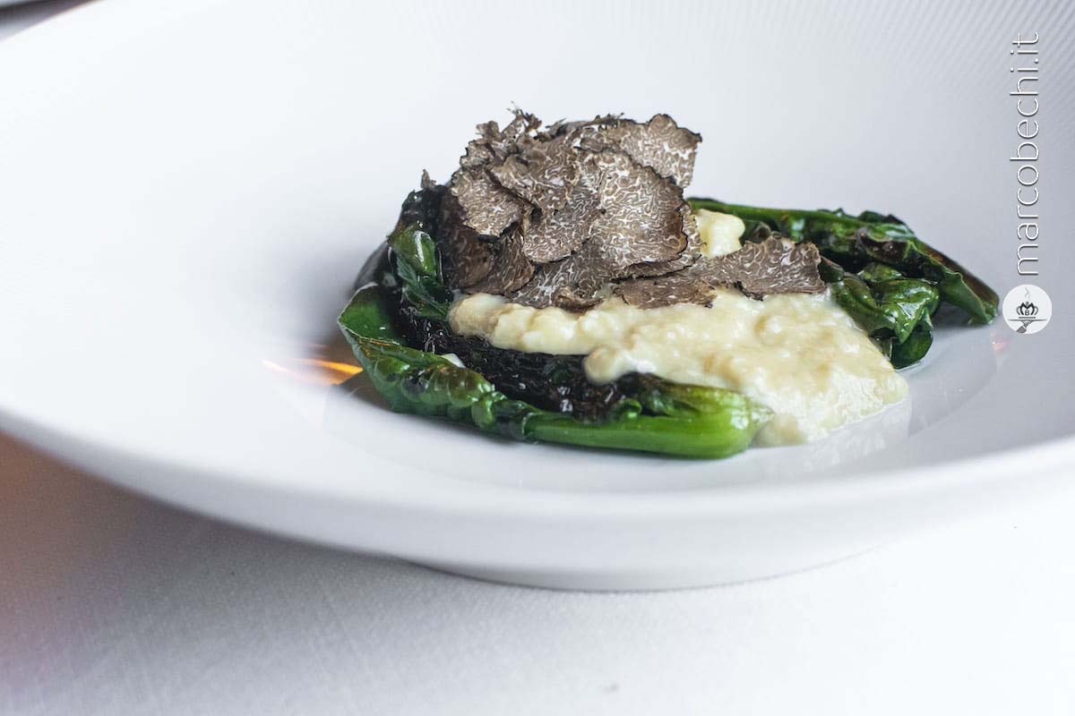 Uovo, spinacio novello, tartufo nero, sfoglia