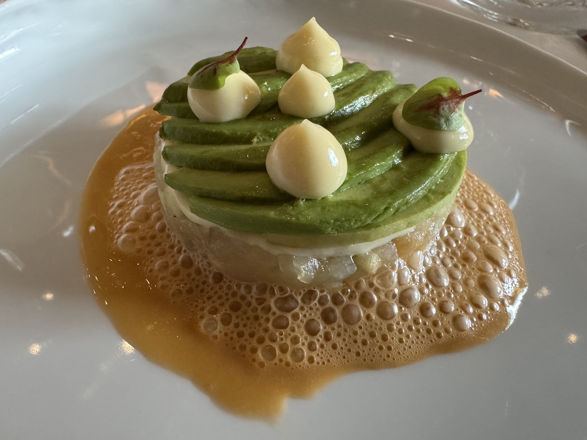 Tartare di scorfano con avocado