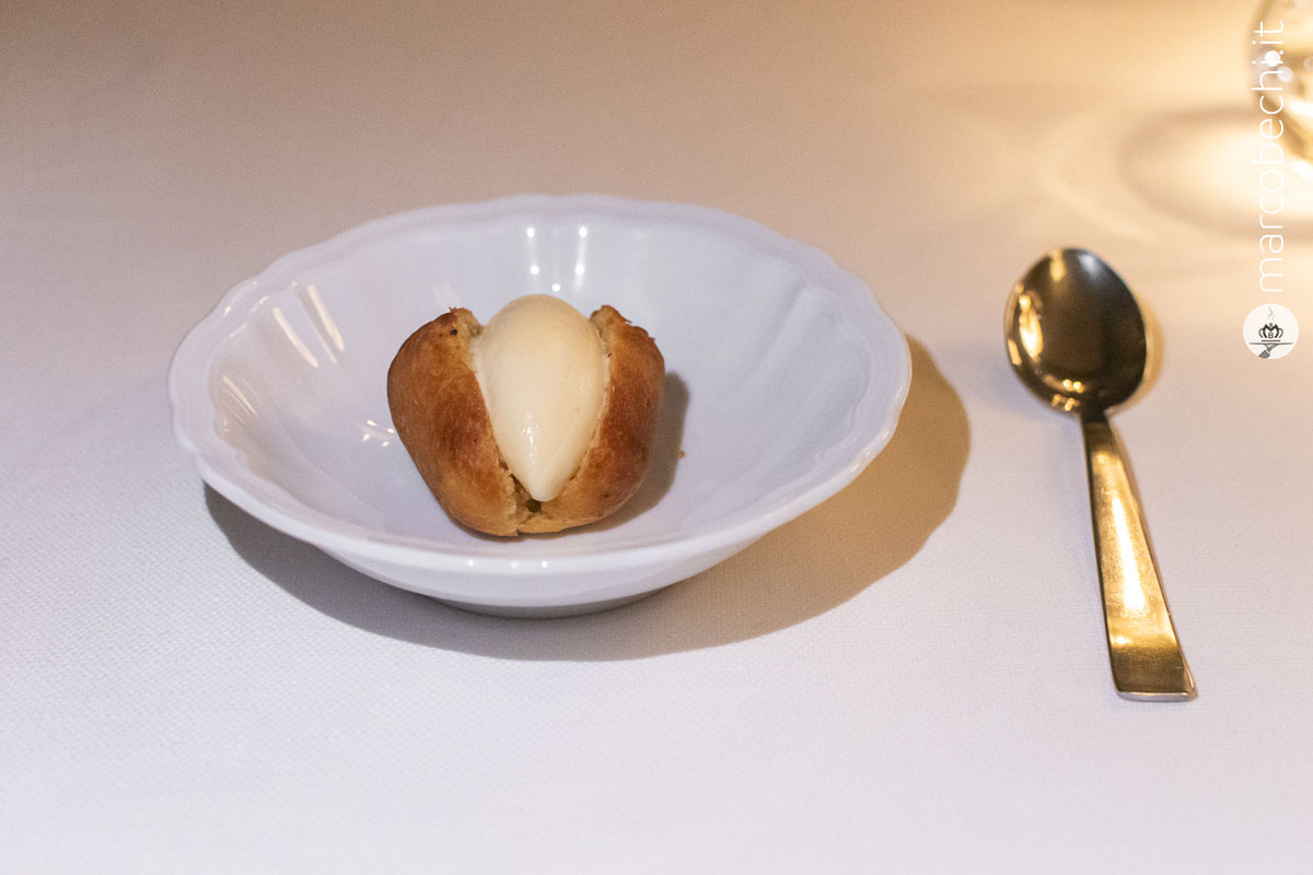 Pan brioche e gelato all’aglio