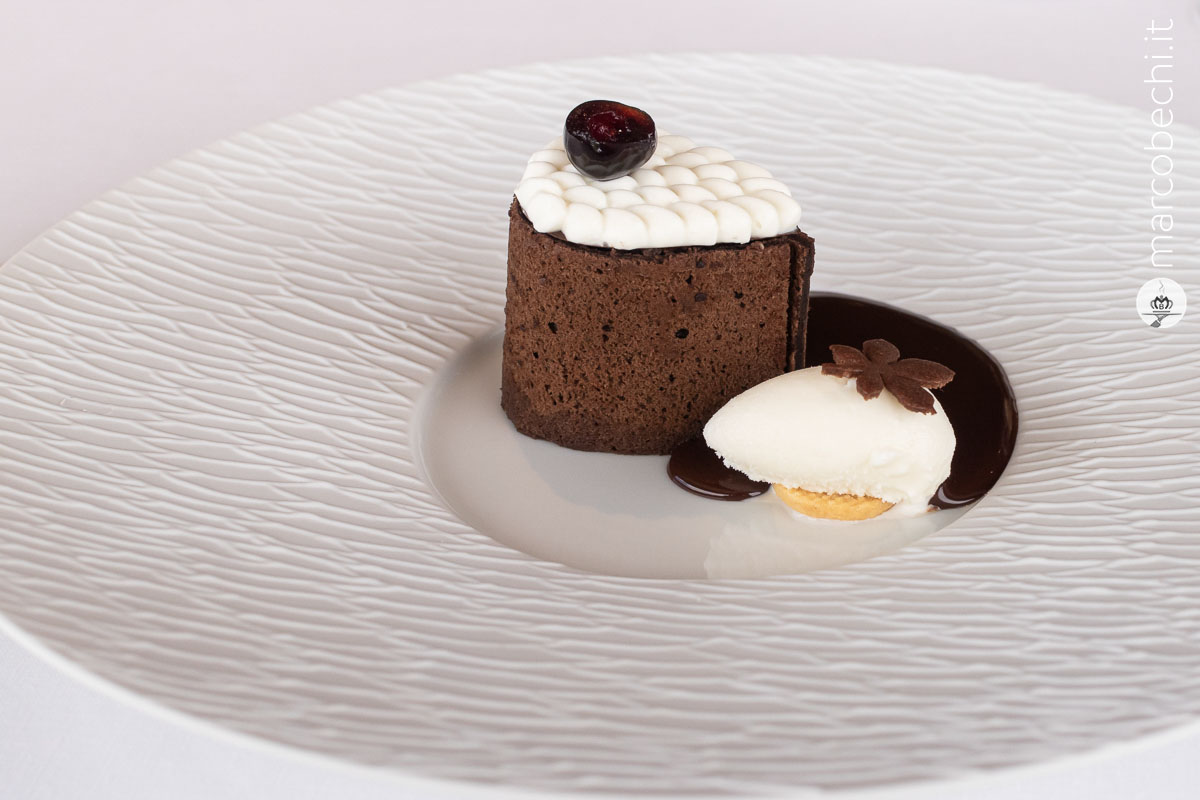 Fior di Latte di capra, amarena e cacao