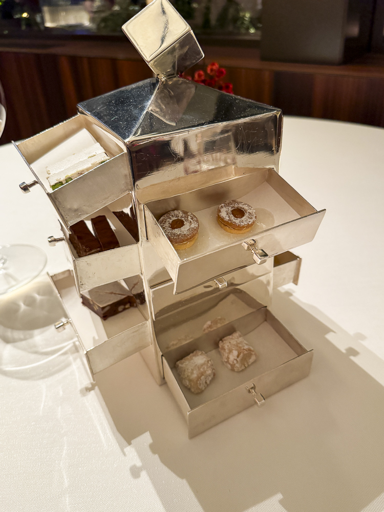 I Petit Four 