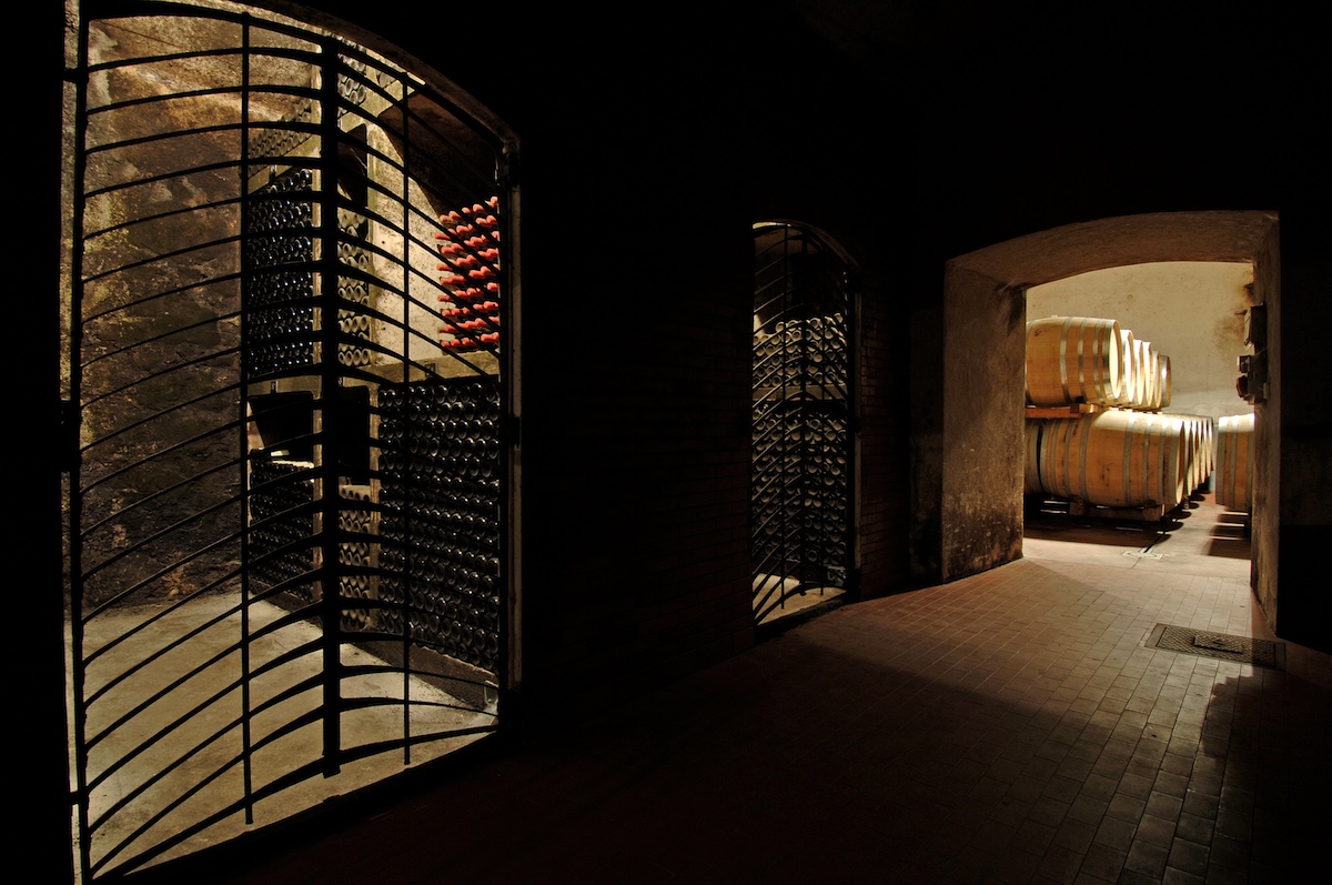 Italien Südtirol Kellerei Terlan Wein Keller Weinarchiv