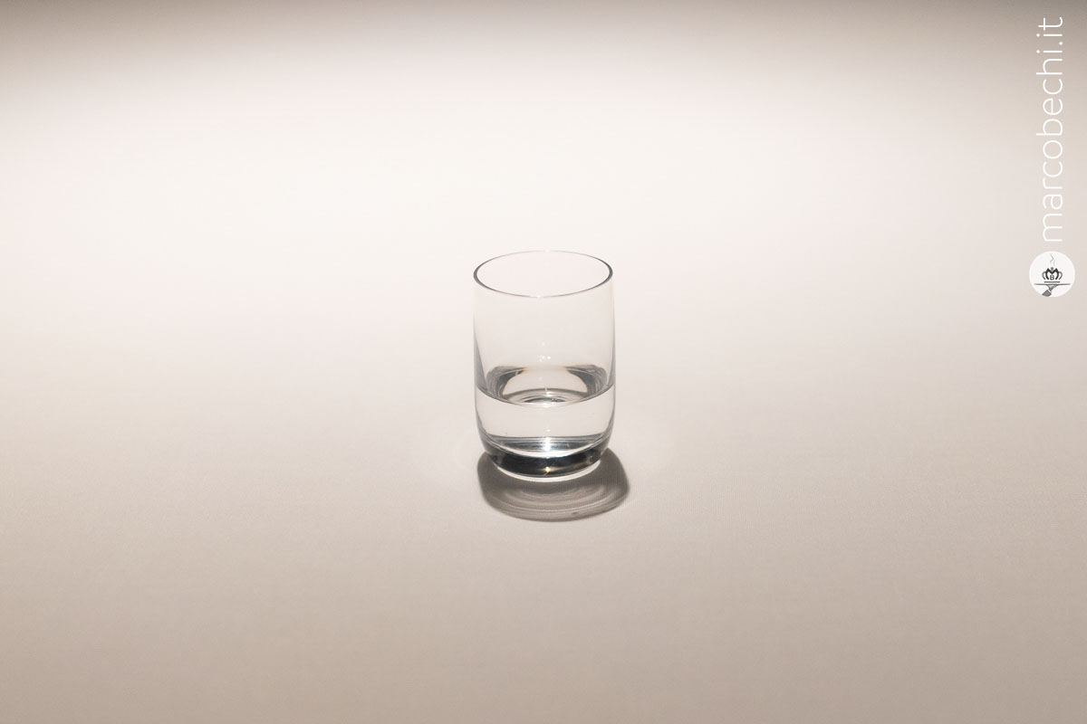 L'acqua aromatizzata per iniziare
