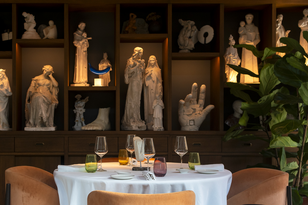 La sala del ristorante Paradis
