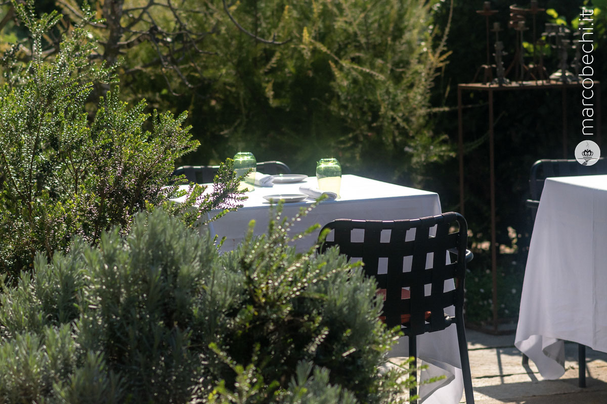 I tavoli in giardino di Paradis