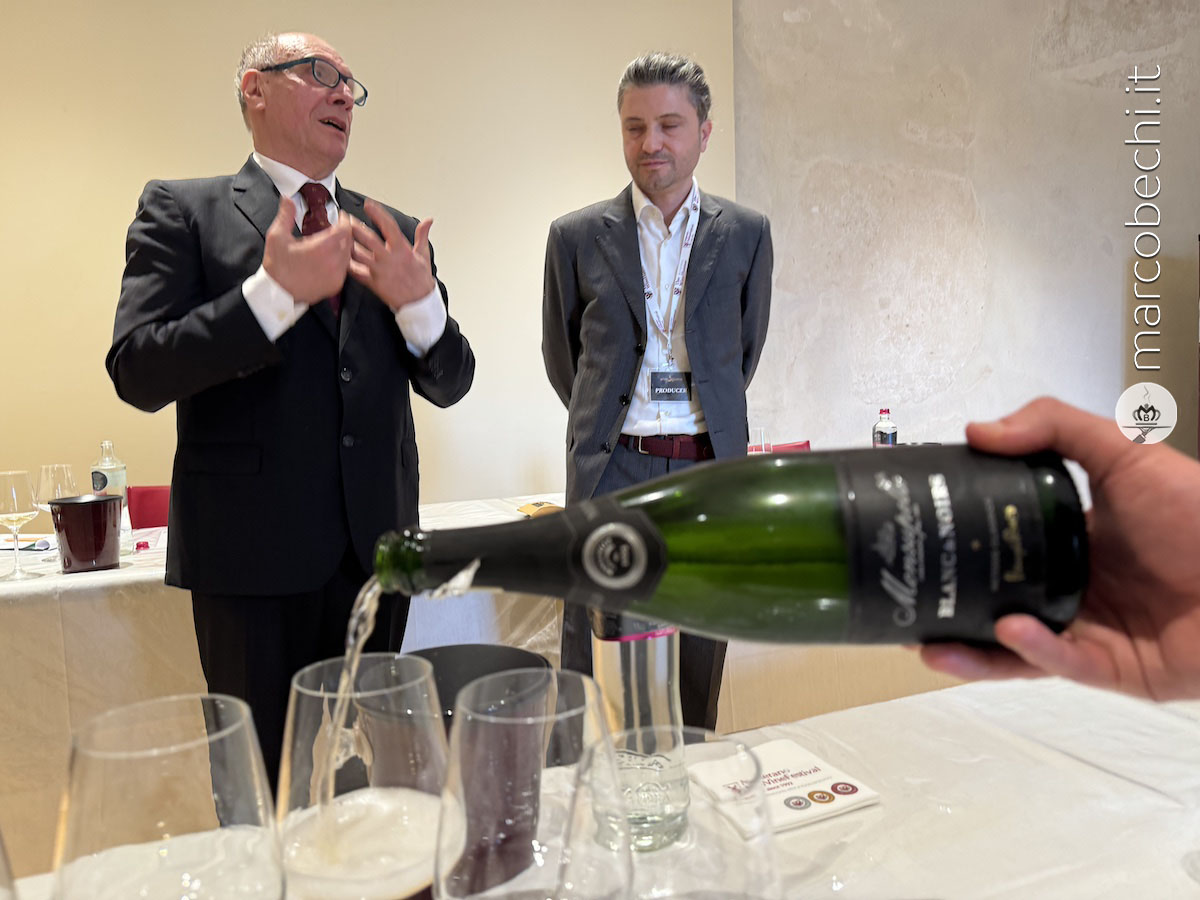 Monsupello, S.A. Oltrepò Pavese Metodo Classico Blanc De Noirs