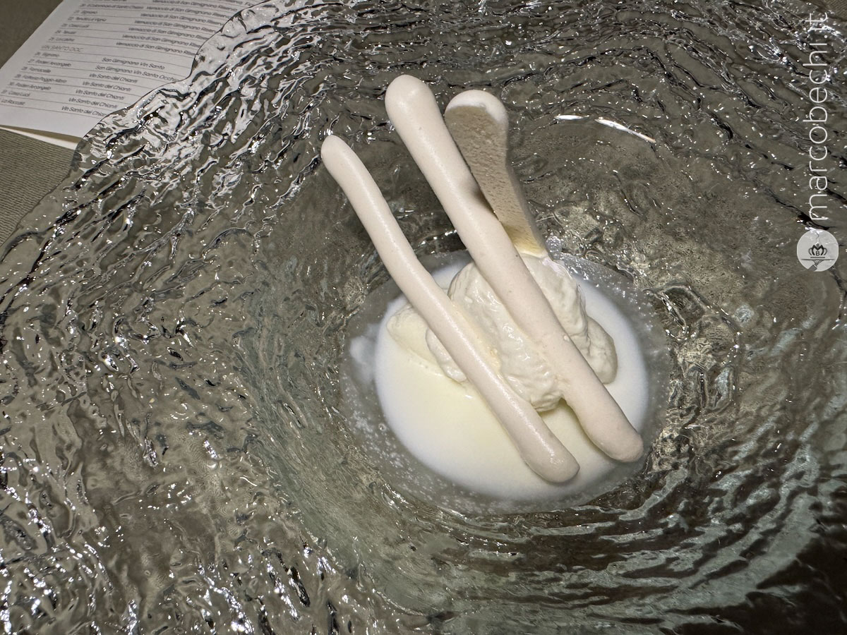 Total white allo yogurt