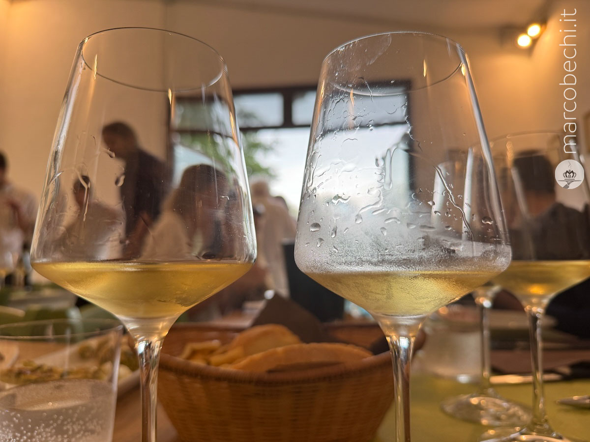 La Vernaccia di San Gimignano nel bicchiere