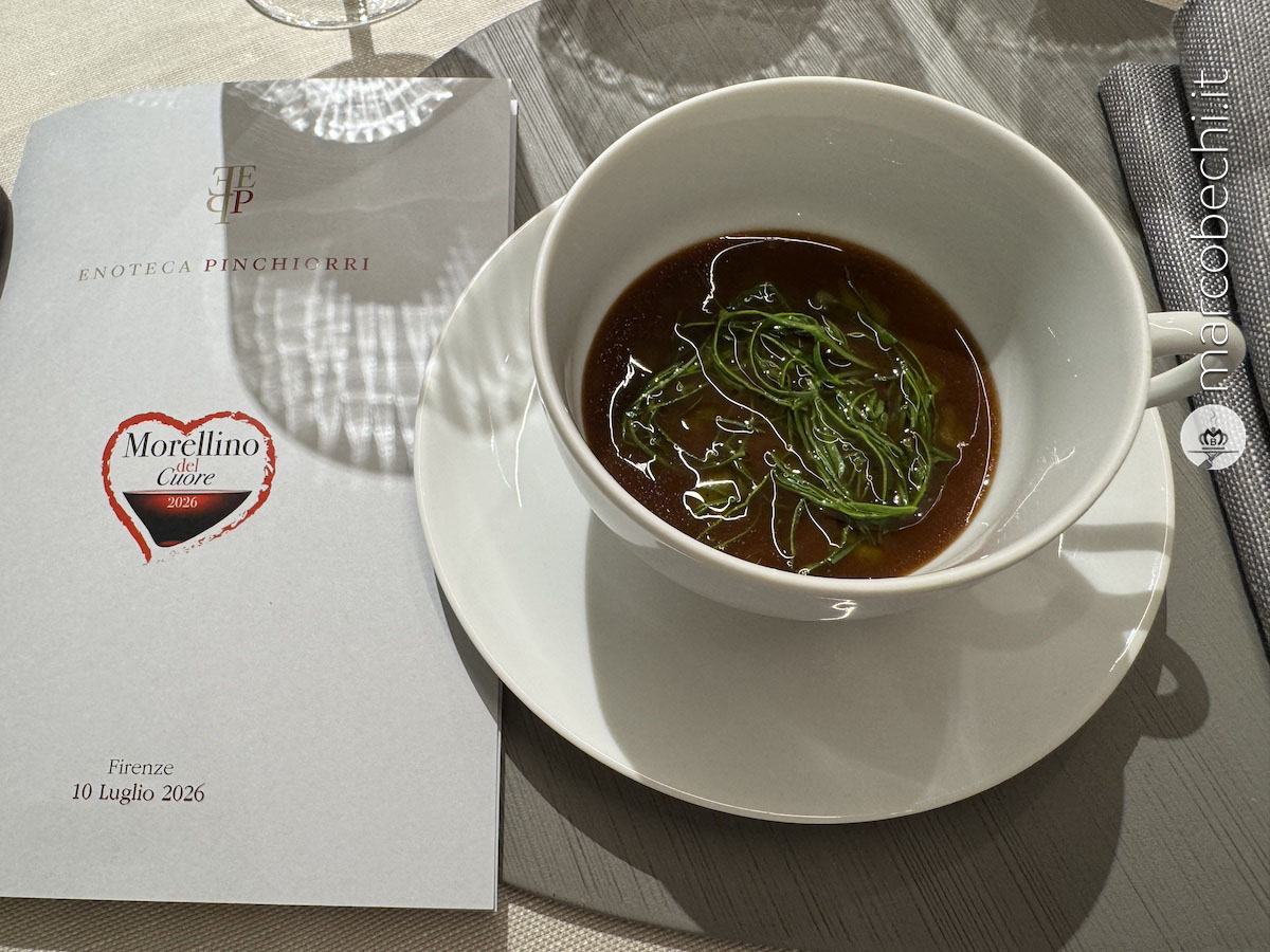 Budino di brodo di anatra speziato, estratto funghi e bietole