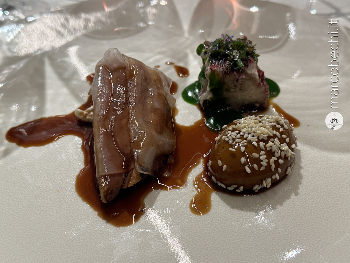 Piccione arrosto, melanzane, sesamo e lardo di colonnata
