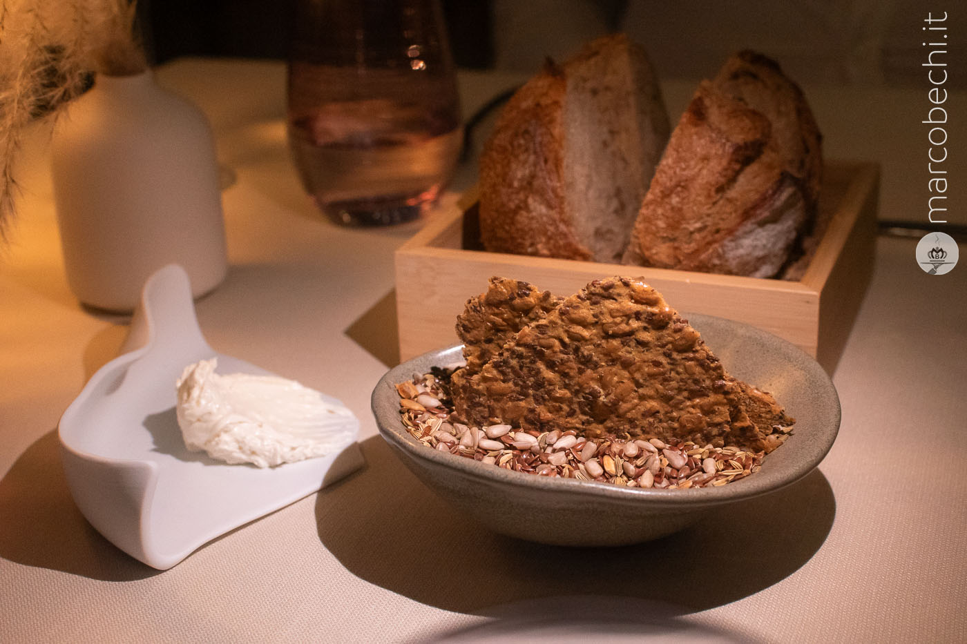 Pane con grano Verna e cracker di farina di ceci