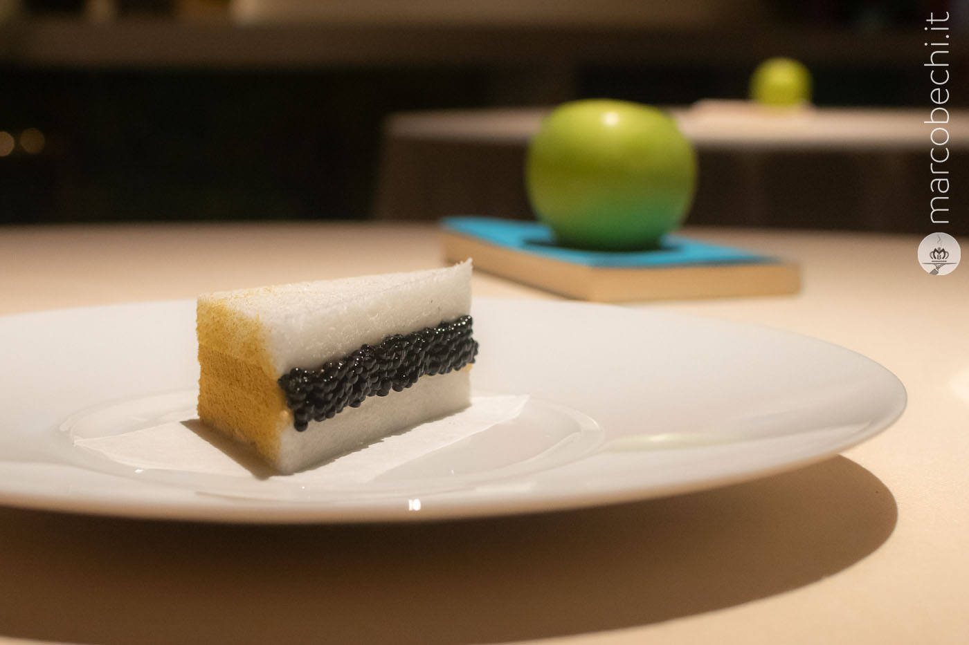 Mandorla, Caviale Calvisius